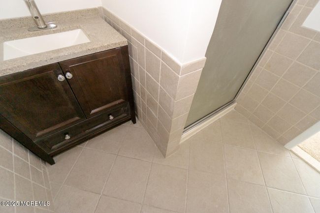 J63 - 60 County Rd, Condo with 2 bedrooms, 3 bathrooms and null parking in Cliffwood NJ | Image 14