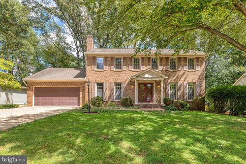 9710 Doulton Ct, FAIRFAX, VA, 22032-1709 | Card Image