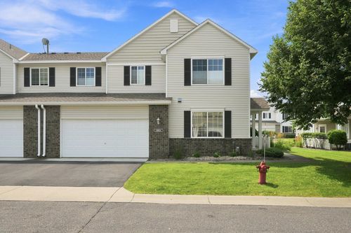unit-c-11021 Oak Grove Cir, Woodbury, MN, 55129-8750 | Card Image