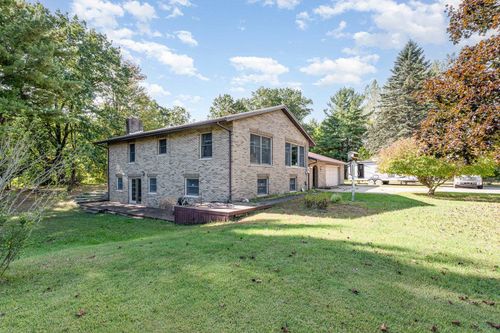 9188 E River Rd, Mt Pleasant, MI, 48858-9493 | Card Image