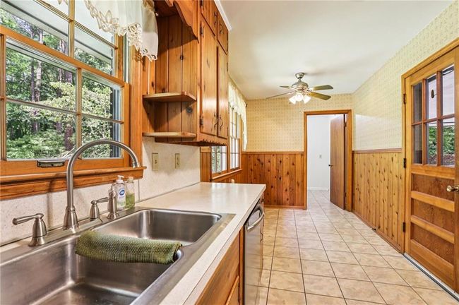 415 Haven Ln, House other with 5 bedrooms, 3 bathrooms and null parking in Marietta GA | Image 8