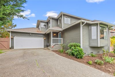 6913 69th Place Ne, House other with 3 bedrooms, 2 bathrooms and 2 parking in Marysville WA | Image 1