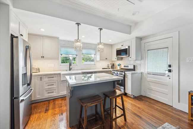 Kitchen in garage apartment | Image 43
