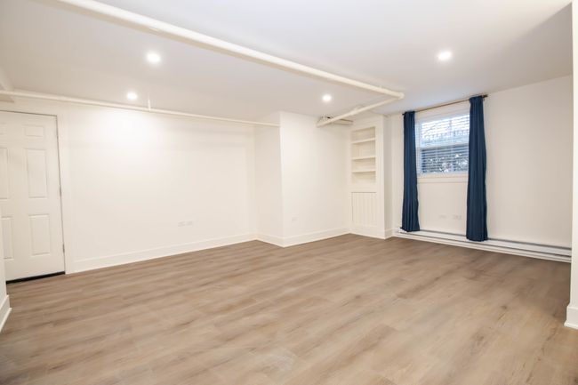 G - 1319 W Early Ave, Condo with 2 bedrooms, 1 bathrooms and null parking in CHICAGO IL | Image 4