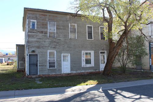432 Curtis Ave, De Beque, CO, 81630-5029 | Card Image