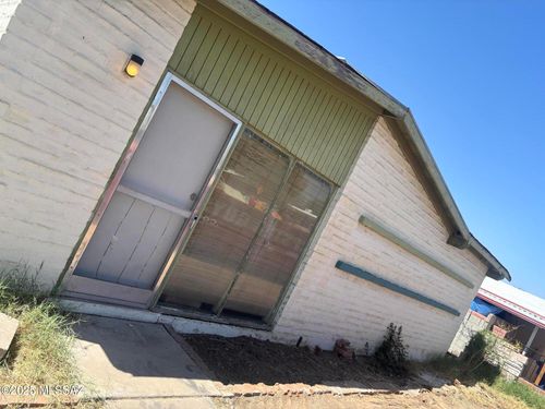 3770 E 27th St, Tucson, AZ, 85713-2444 | Card Image