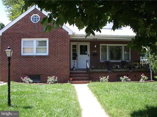 421 Connecticut Ave, Hamilton, NJ, 08629-1204 | Card Image