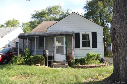 18541 Kingsville St, Harper Woods, MI, 48225-2135 | Card Image