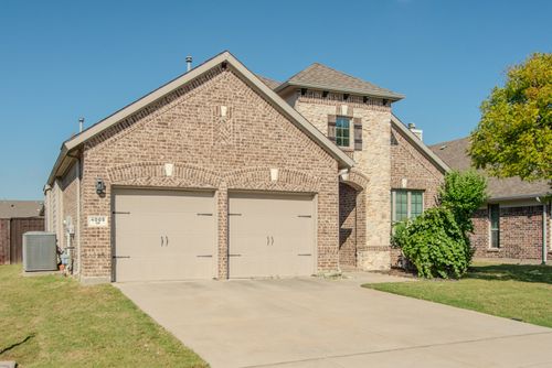 4005 Hawthorne Dr, Sachse, TX, 75048-4087 | Card Image