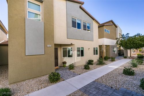 7489 Onyx Star St, North Las Vegas, NV, 89084-4769 | Card Image