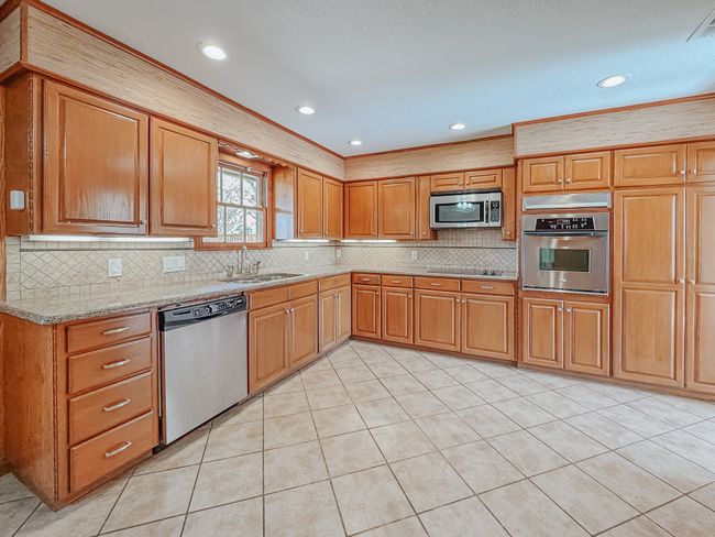 106 W Calhoun St, House other with 3 bedrooms, 2 bathrooms and null parking in Rice TX | Image 21