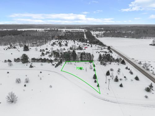 7055 Misty Ln, Lake Ann, MI, 49650 | Card Image