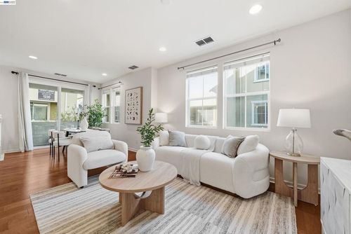 1505 Coyote Creek Way, Milpitas, CA, 95035 | Card Image