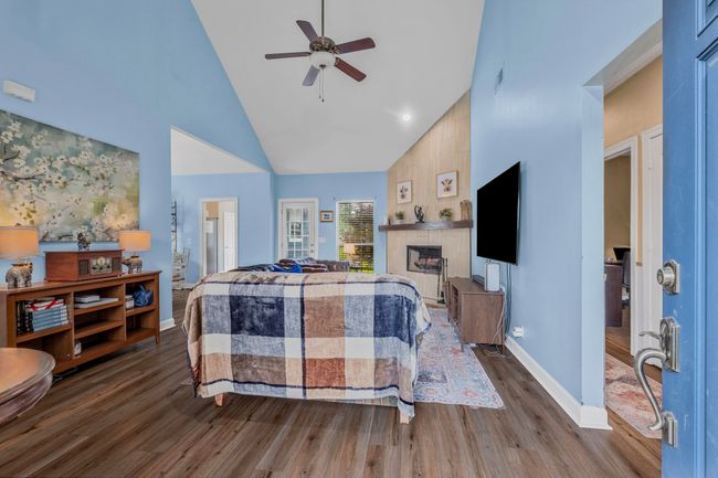 306 S Cameron Ct, House other with 3 bedrooms, 2 bathrooms and 4 parking in Hermitage TN | Image 5