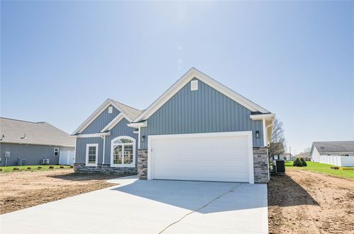 2917 Seminole Way, Piqua, OH, 45356 | Card Image