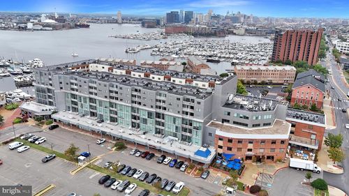 532-2702 Lighthouse Pt E, Baltimore, MD, 21224-5062 | Card Image