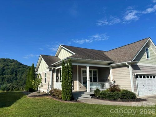 30 Rose Point Dr, Leicester, NC, 28748-5540 | Card Image