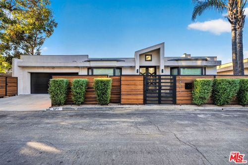 3457 Primera Ave, LOS ANGELES, CA, 90068-1555 | Card Image