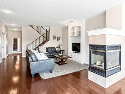 49 Kincora Glen Rise Nw, House detached with 3 bedrooms, 2 bathrooms and 4 parking in Calgary AB | Image 1