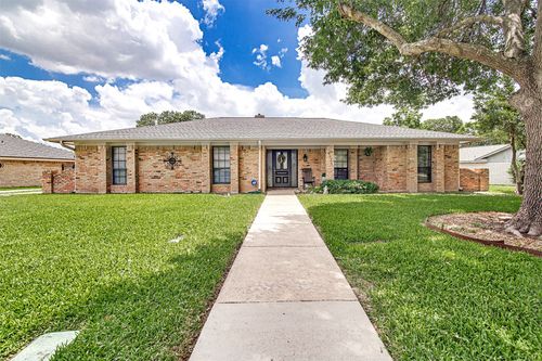 4375 Rota Cir, Fort Worth, TX, 76133-5472 | Card Image