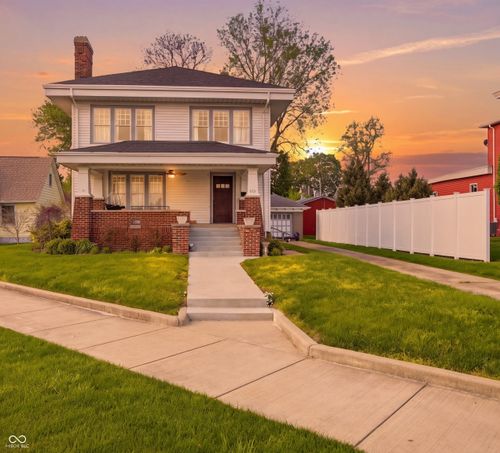 835 Harrison St, Shelbyville, IN, 46176-2612 | Card Image