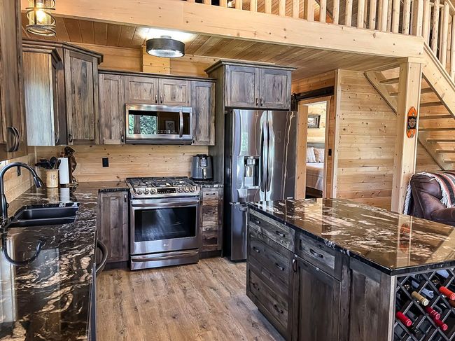 20133 Twp Rd 832, House other with 3 bedrooms, 2 bathrooms and null parking in St Isidore AB | Image 8
