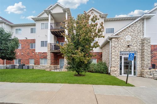 3205-6255 Beechtree Dr, West Des Moines, IA, 50266-8628 | Card Image