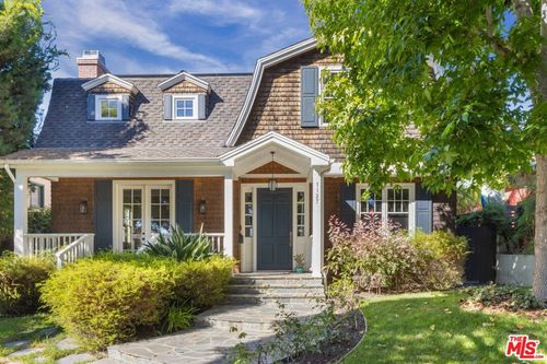 1127 Grant St, Santa Monica, CA, 90405-1521 | Card Image