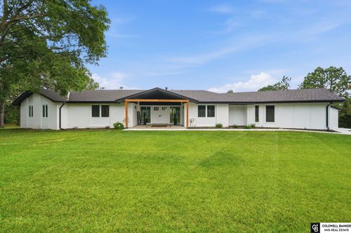 2505 S 70th St, Lincoln, NE, 68506-2904 | Card Image