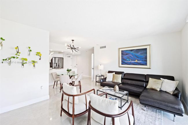 APT-1908 - 347 New River Dr, Condo with 2 bedrooms, 2 bathrooms and null parking in Fort Lauderdale FL | Image 9
