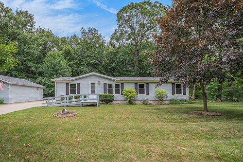 4637 N Prairie Ln, Michigan City, IN, 46360-8002 | Card Image