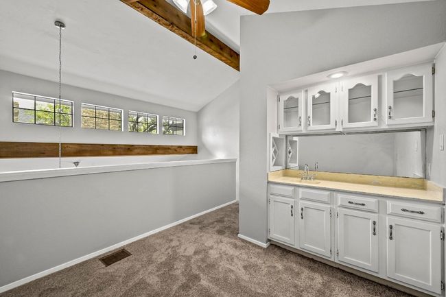 Wet bar | Image 19