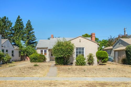 1845 N Arthur Ave, Fresno, CA, 93705-5131 | Card Image