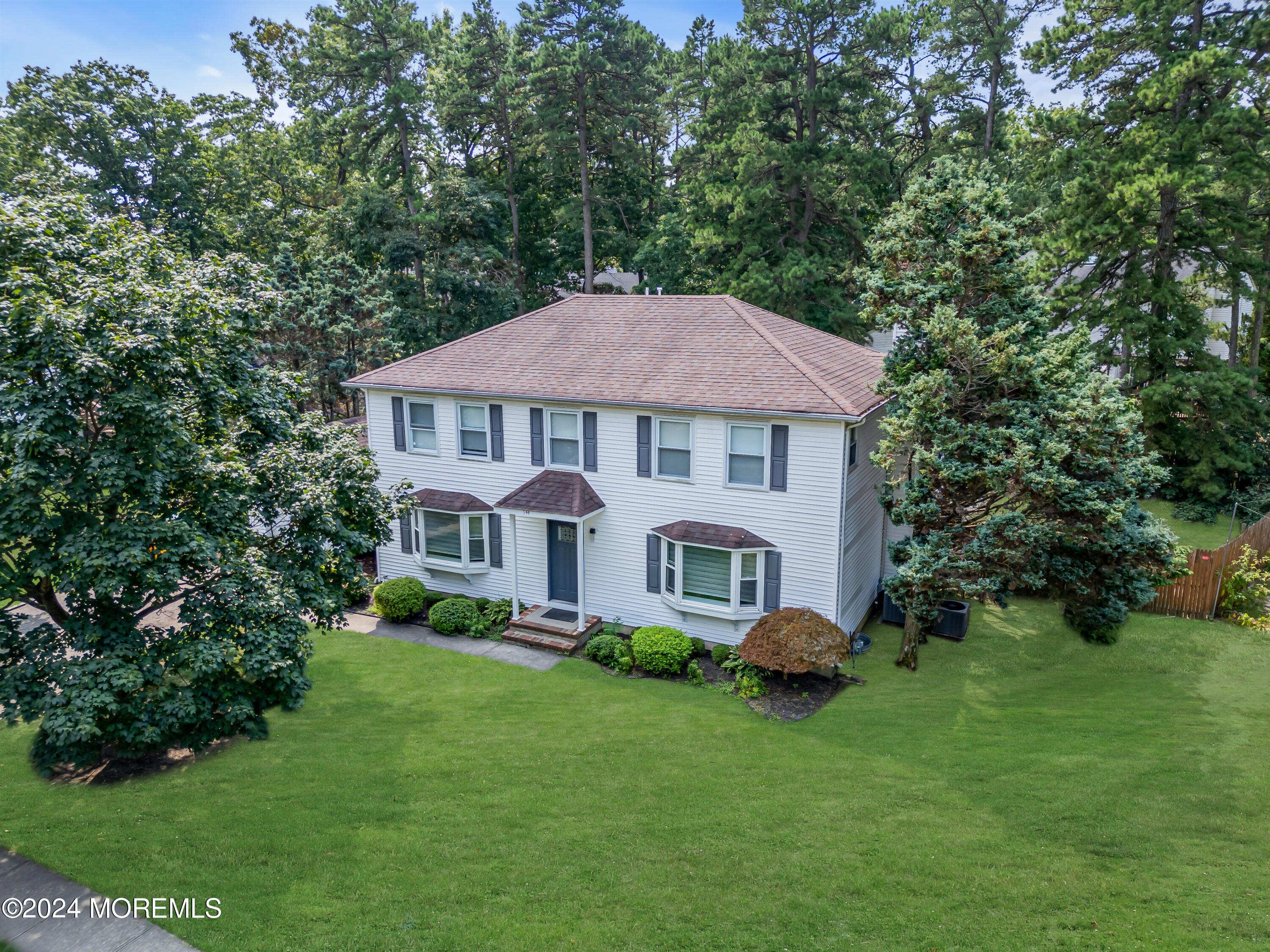 Colonial Dr, Lakewood, NJ 08701