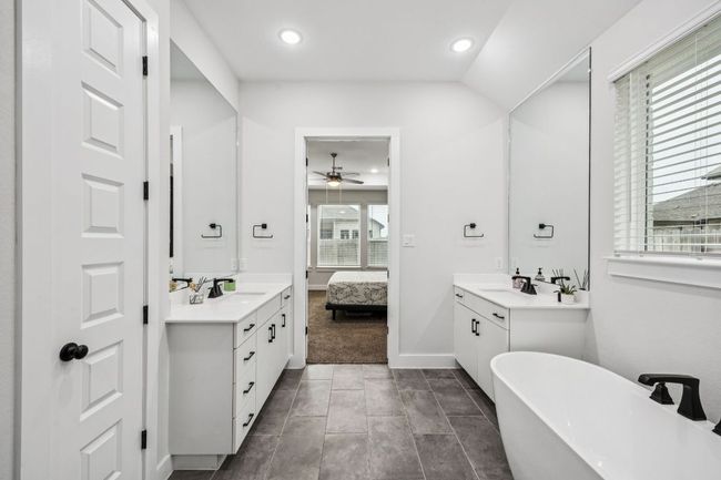4217 Basilone Dr, House other with 3 bedrooms, 3 bathrooms and 4 parking in Pflugerville TX | Image 14