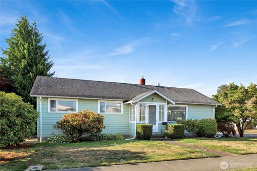 502 E Grover St, Lynden, WA, 98264-1620 | Card Image