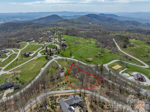 66-88 Autumn Ridge Ln, Hendersonville, NC, 28792-0779 | Card Image