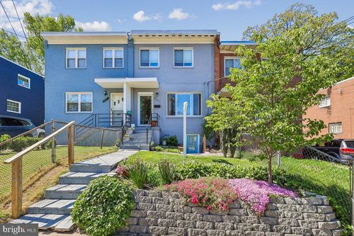 3533 Madison St, HYATTSVILLE, MD, 20782-3227 | Card Image