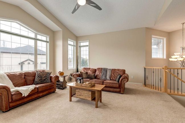 191 Sienna Park Drive Sw, House other with 4 bedrooms, 4 bathrooms and 4 parking in Calgary AB | Image 24