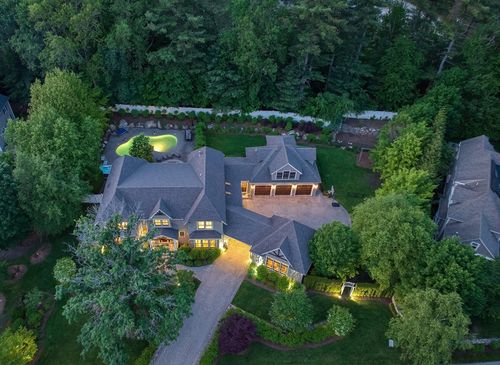 4 Abbott Ln, Bedford, MA, 01730-2179 | Card Image