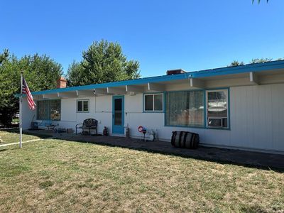 2302 W Mesa Ave, House other with 3 bedrooms, 1 bathrooms and 2 parking in Pueblo CO | Image 2