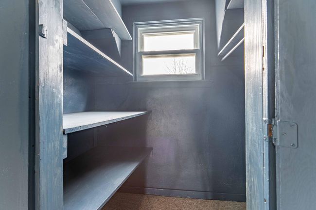closet | Image 20