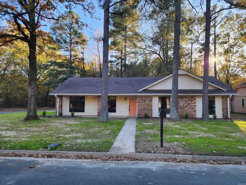 1400 Blackhawk Ridge, Pine Bluff, AR, 71603 | Card Image