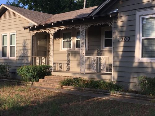 1000 Stuart Rd, Denton, TX, 76209-1025 | Card Image