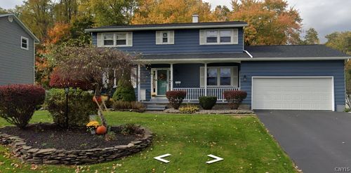 12 Court Knolle, New Hartford, NY, 13413-3208 | Card Image