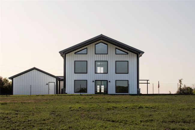 2320 Pr 2901, House other with 4 bedrooms, 3 bathrooms and null parking in Hamilton TX | Image 23