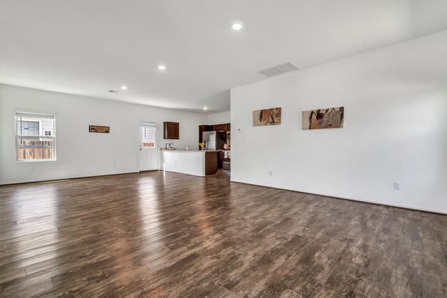 771 Circle Way, House other with 3 bedrooms, 2 bathrooms and null parking in Jarrell TX | Image 9