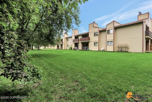 apt-18-2210 Sentry Dr, Anchorage, AK, 99507-5353 | Card Image
