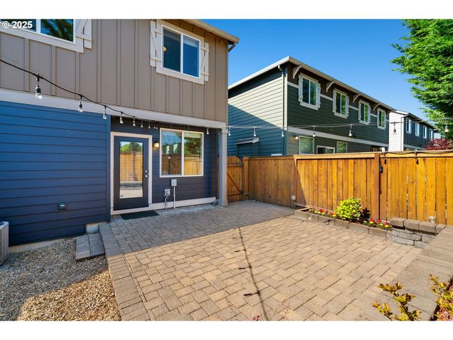 16085 Se Kingbird Dr, House attached with 3 bedrooms, 3 bathrooms and 1 parking in Clackamas OR | Image 27