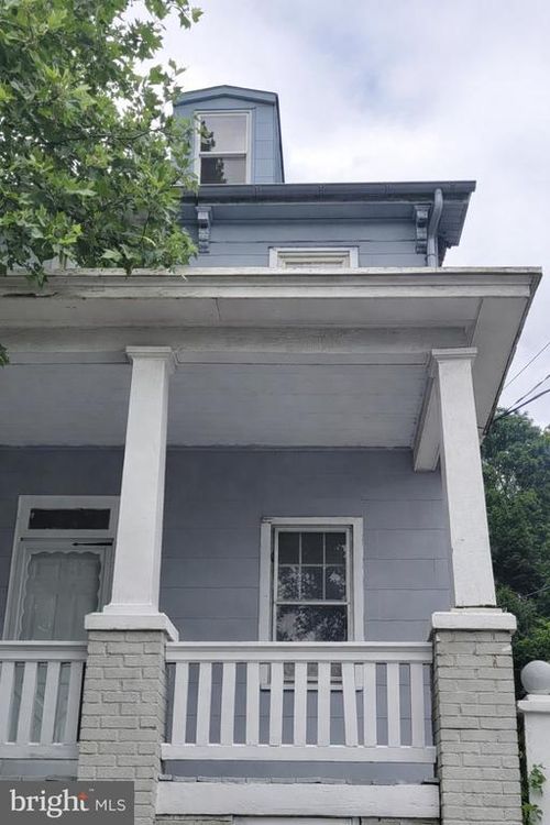 351 S 2nd St, STEELTON, PA, 17113-2524 | Card Image
